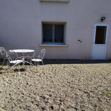 Chez Fabienne T3 Apartment Le Breuil-sur-Couze ภายนอก รูปภาพ